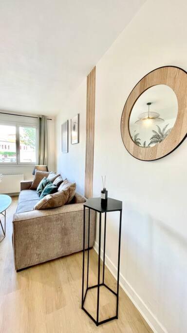 Appartement L'Instant Present - Calme & Elegant Proche Gare à Roanne Extérieur photo