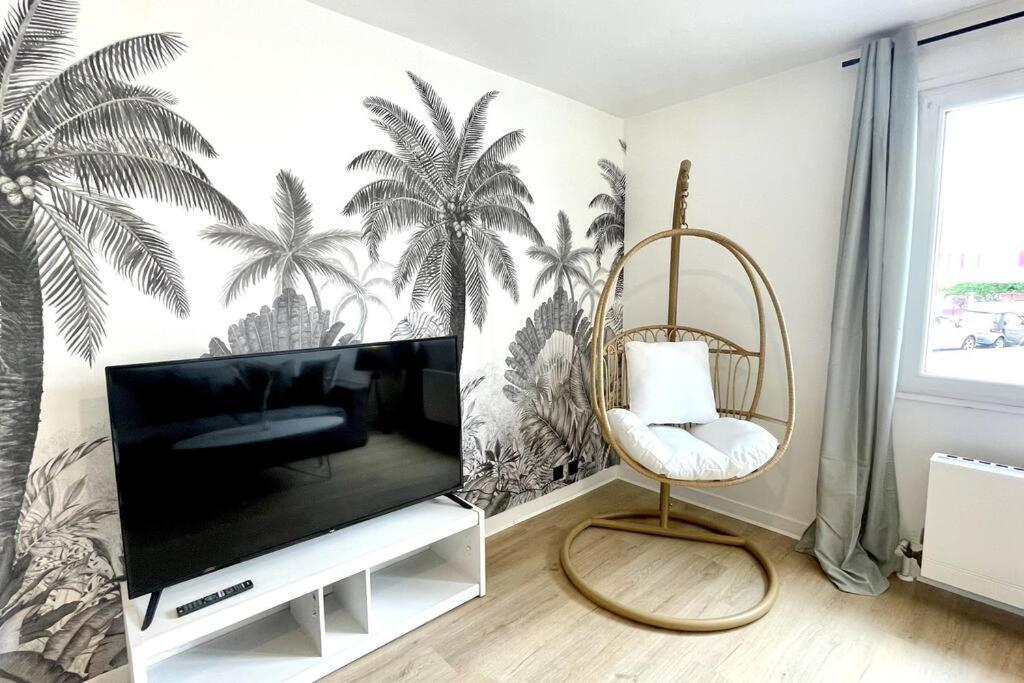 Appartement L'Instant Present - Calme & Elegant Proche Gare à Roanne Extérieur photo